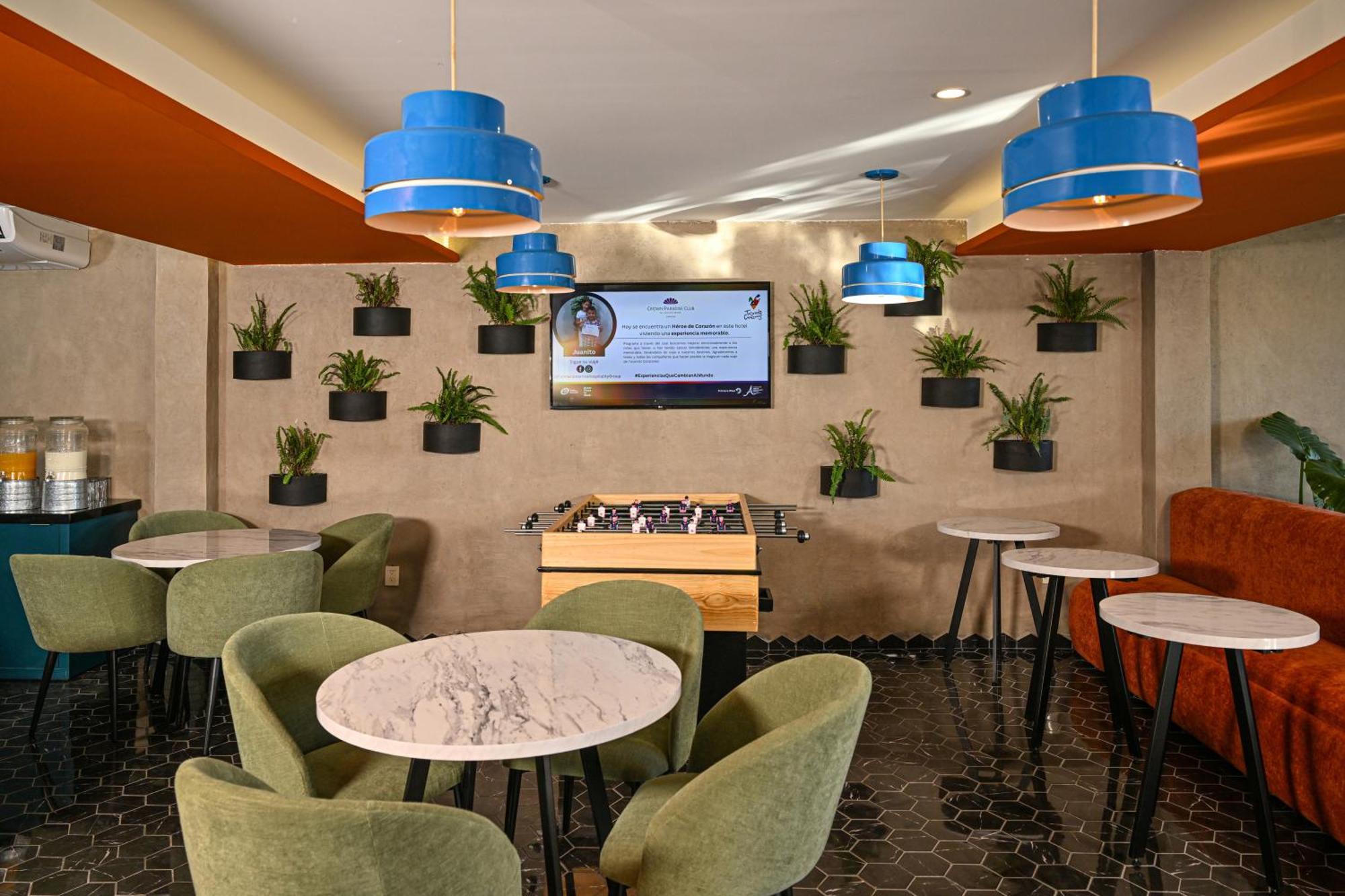 Vista Express Guadalajara Expo Surestay Collection By BW Запопан Екстериор снимка