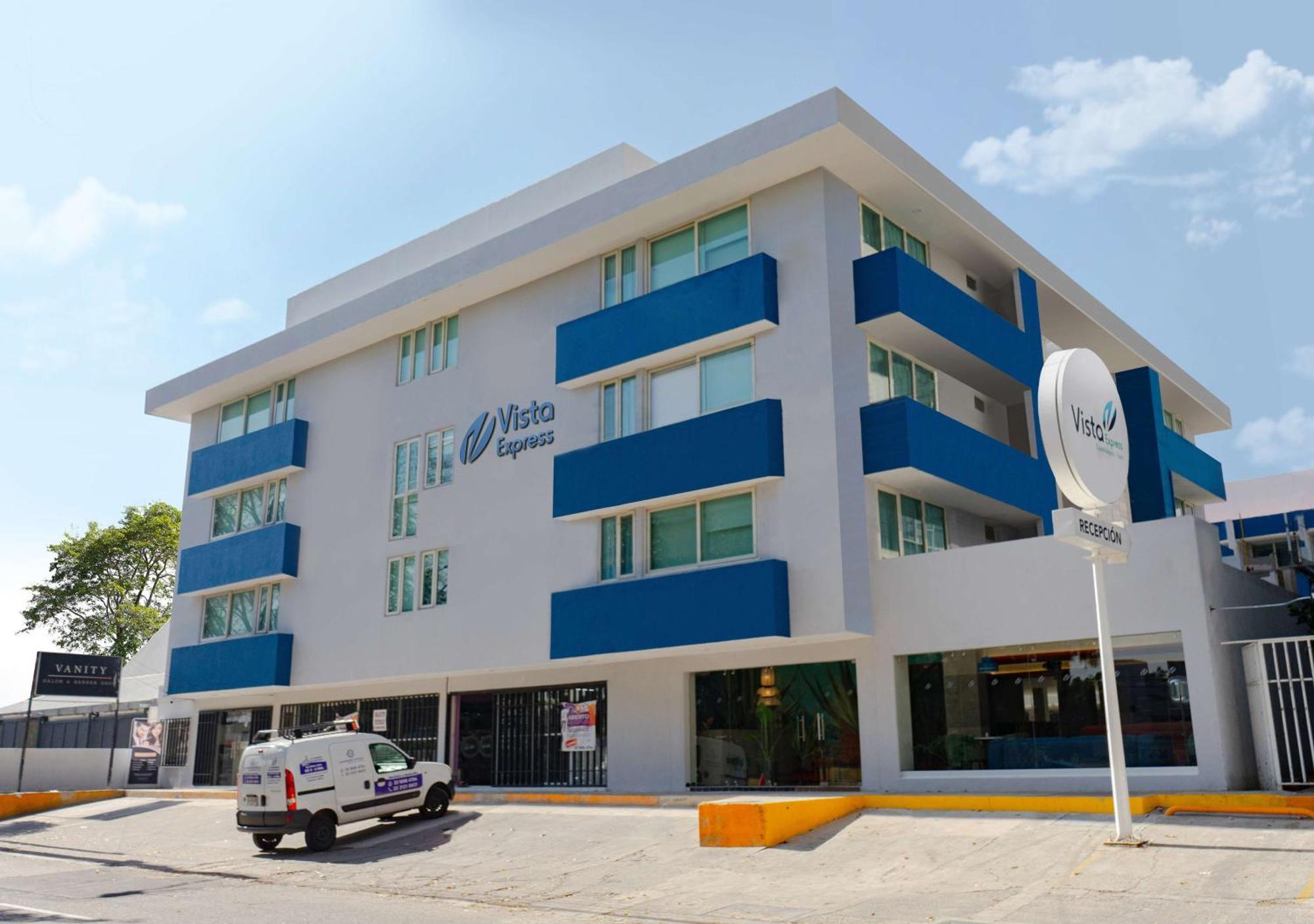 Vista Express Guadalajara Expo Surestay Collection By BW Запопан Екстериор снимка