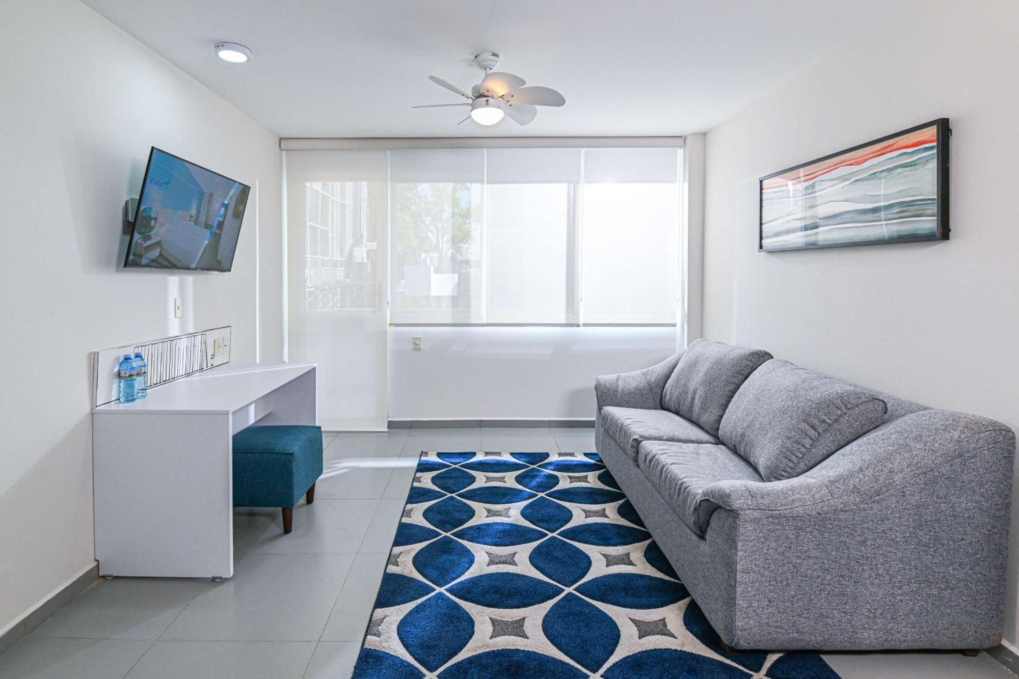 Vista Express Guadalajara Expo Surestay Collection By BW Запопан Екстериор снимка